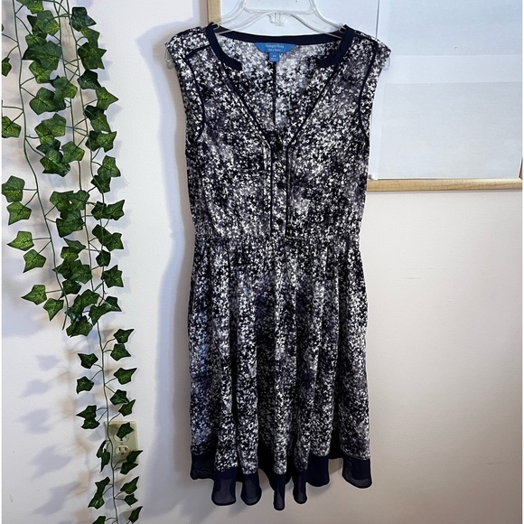 Vera Wang Sleeveless Midi Purple & White A-Line Flowered Dress - Picture 2 of 16